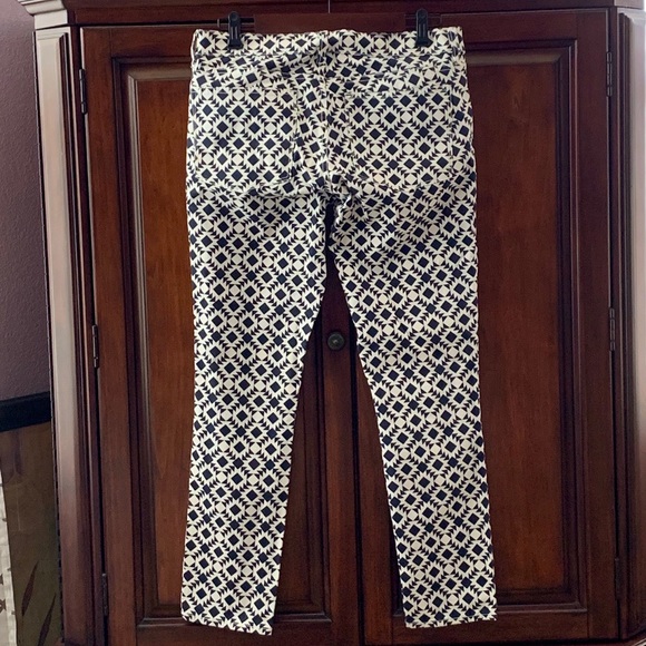 J.Crew White Blue Toothpick Jean In Geo Print - Picture 2 of 5